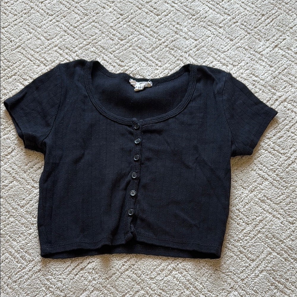 Black Short Sleeve Button-Up Top